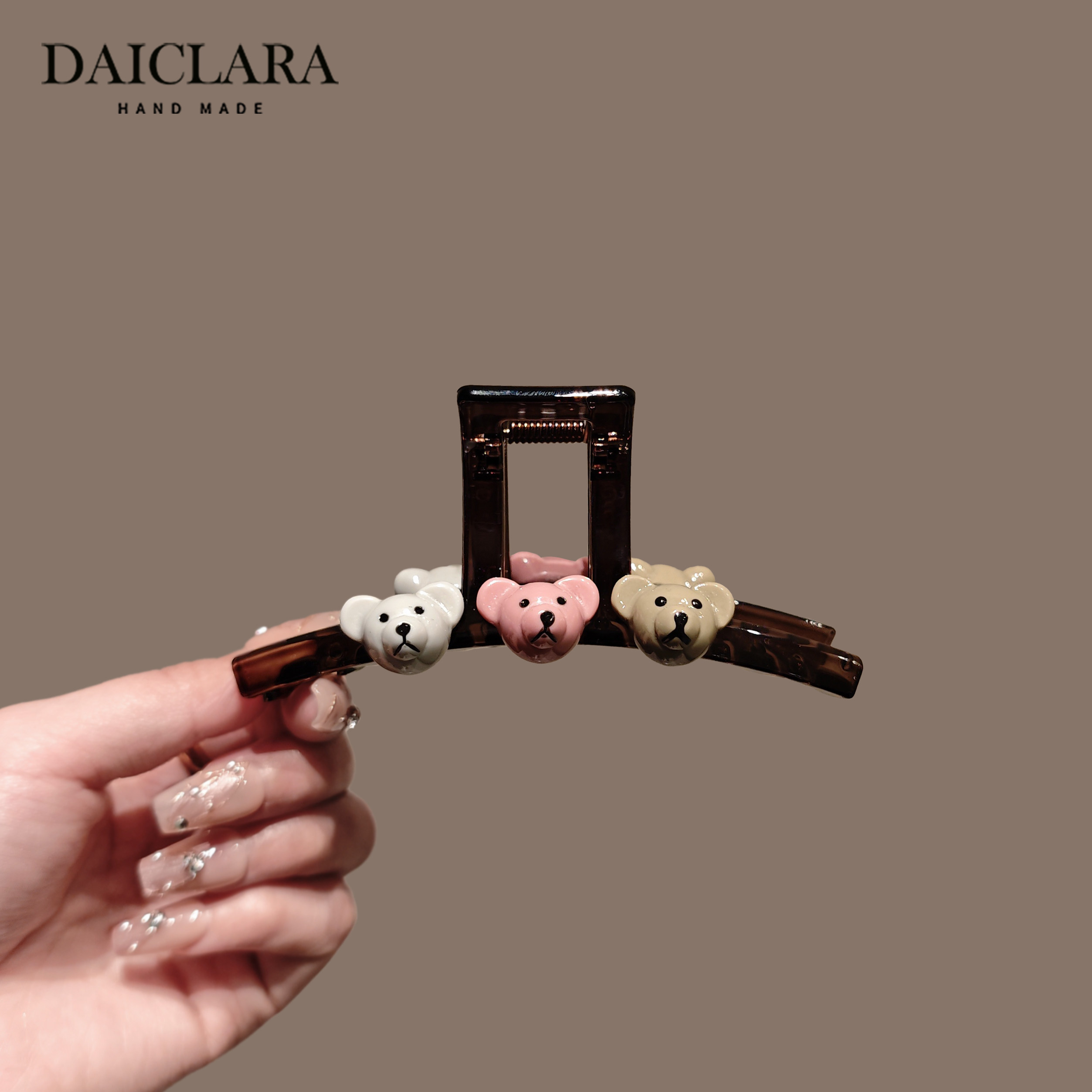 超可爱卡通小熊抓夹女2025新款后脑勺盘发高级感鲨鱼夹大号发夹,饰品/流行首饰/时尚饰品新,发饰,淘宝优惠券,粉丝福利购,淘宝优惠卷