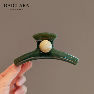 绿色抓夹女高级感圆珠发饰盘发发夹2024新款 后脑勺大号鲨鱼夹头饰