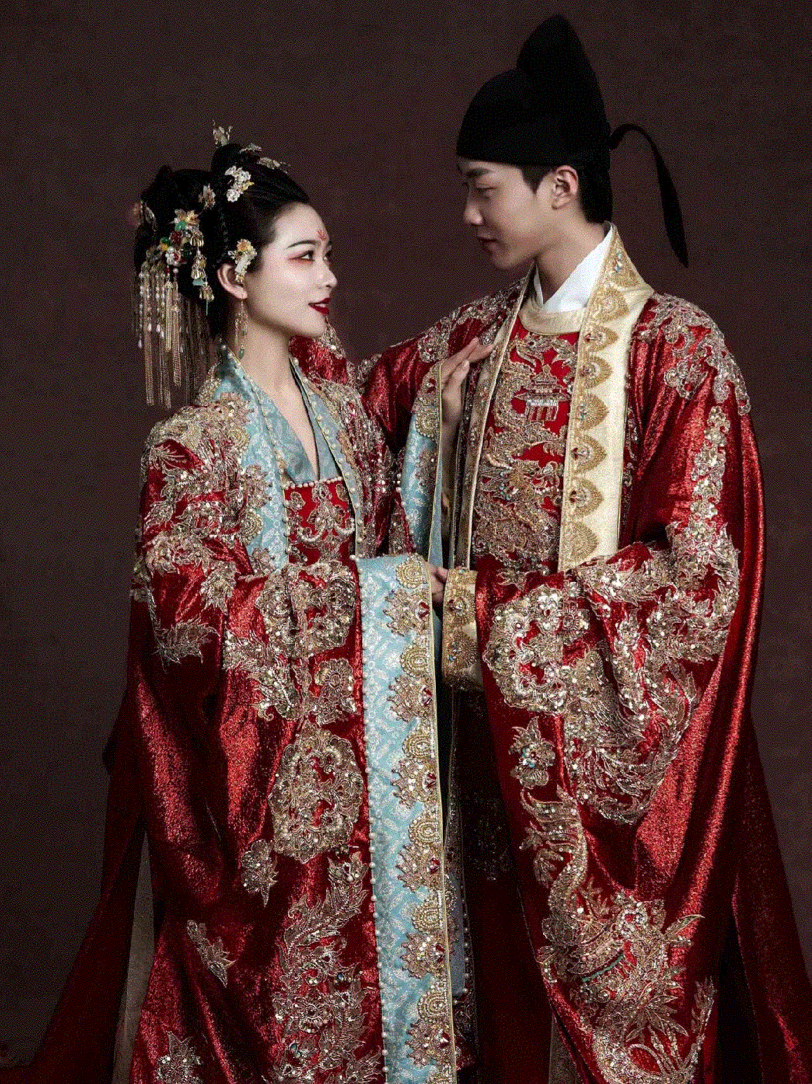 出租倒叙唐制汉服婚服拖尾中式婚礼新娘结婚仪式凤冠霞帔嫁衣租赁