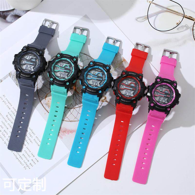 厂家现货时装硅胶夜光防水户外运动休闲简约时尚欧美风电子表