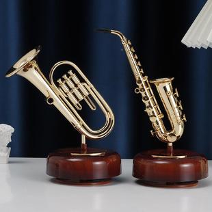 文艺古典风创意旋转萨克斯小号圆号音乐盒八音盒桌面摆件生日礼物