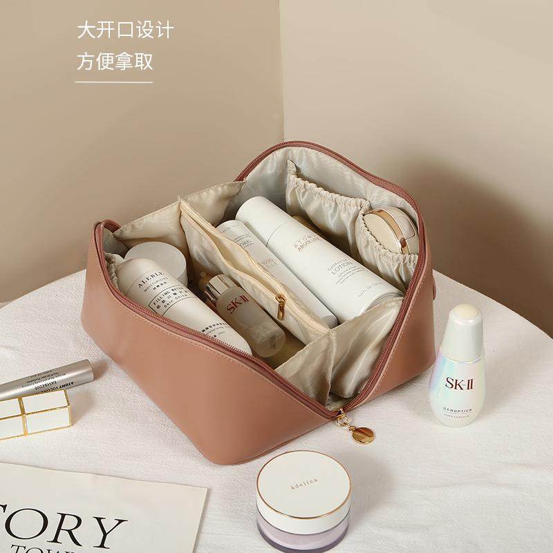 风琴枕头化妆包大容量高级感女ins大开口收纳袋小众PU收纳包定制