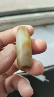 和田玉且末糖白桶珠勒子高44直径16重22克