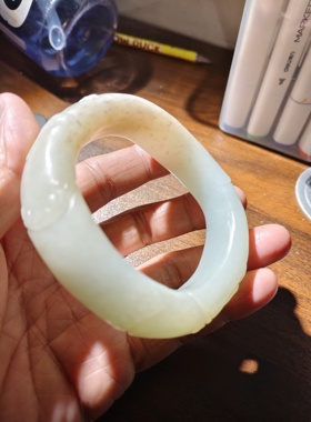 和田玉随型手镯圈口58条宽19重116克