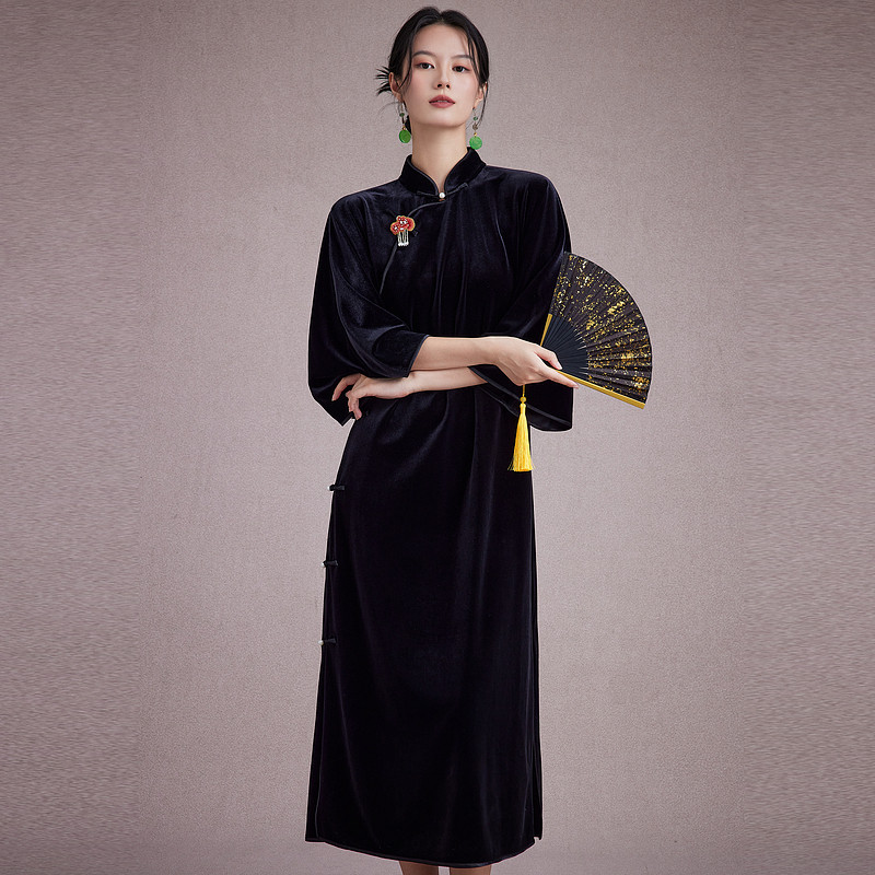 陌遇2025秋季新款 中国风复古改良黑色丝绒旗袍 新中式素雅连衣裙,女装/女士精品,旗袍,淘宝优惠券,粉丝福利购,淘宝优惠卷