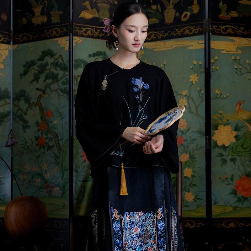 陌遇新中式羊毛绒唐装上衣