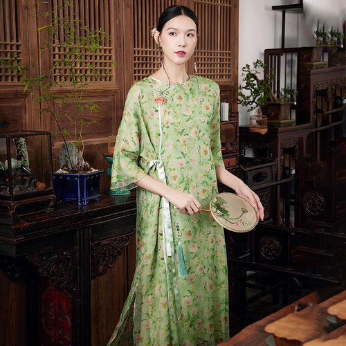 陌遇中国风真丝小碎花旗袍连衣裙