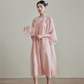 陌遇原创2025年春夏新款 优雅盘扣连衣裙 温柔风复古顺纡刺绣新中式