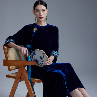 陌遇春季新款原创设计改良汉元素禅意丝绒绣花旗袍连衣裙日常可穿
