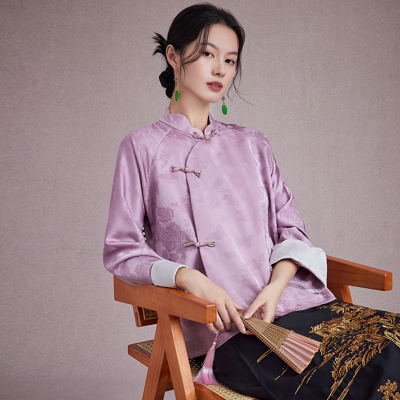 陌遇气质别致花瓣领茶服衬衫