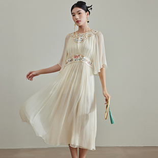陌遇2025春夏新品100%桑蚕丝民族风连衣裙绣花新中式清凉短袖长裙