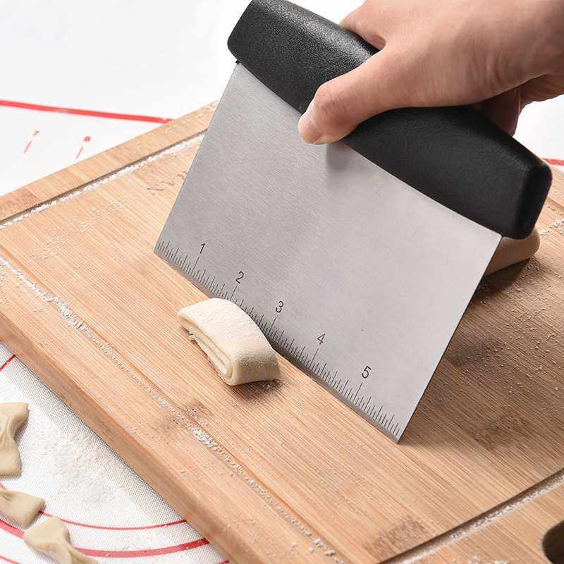 现货 不锈钢方形带刻度粉刮器 切面刀烘培面粉切,厨房/烹饪用具,烘焙刮板,淘宝优惠券,粉丝福利购,淘宝优惠卷