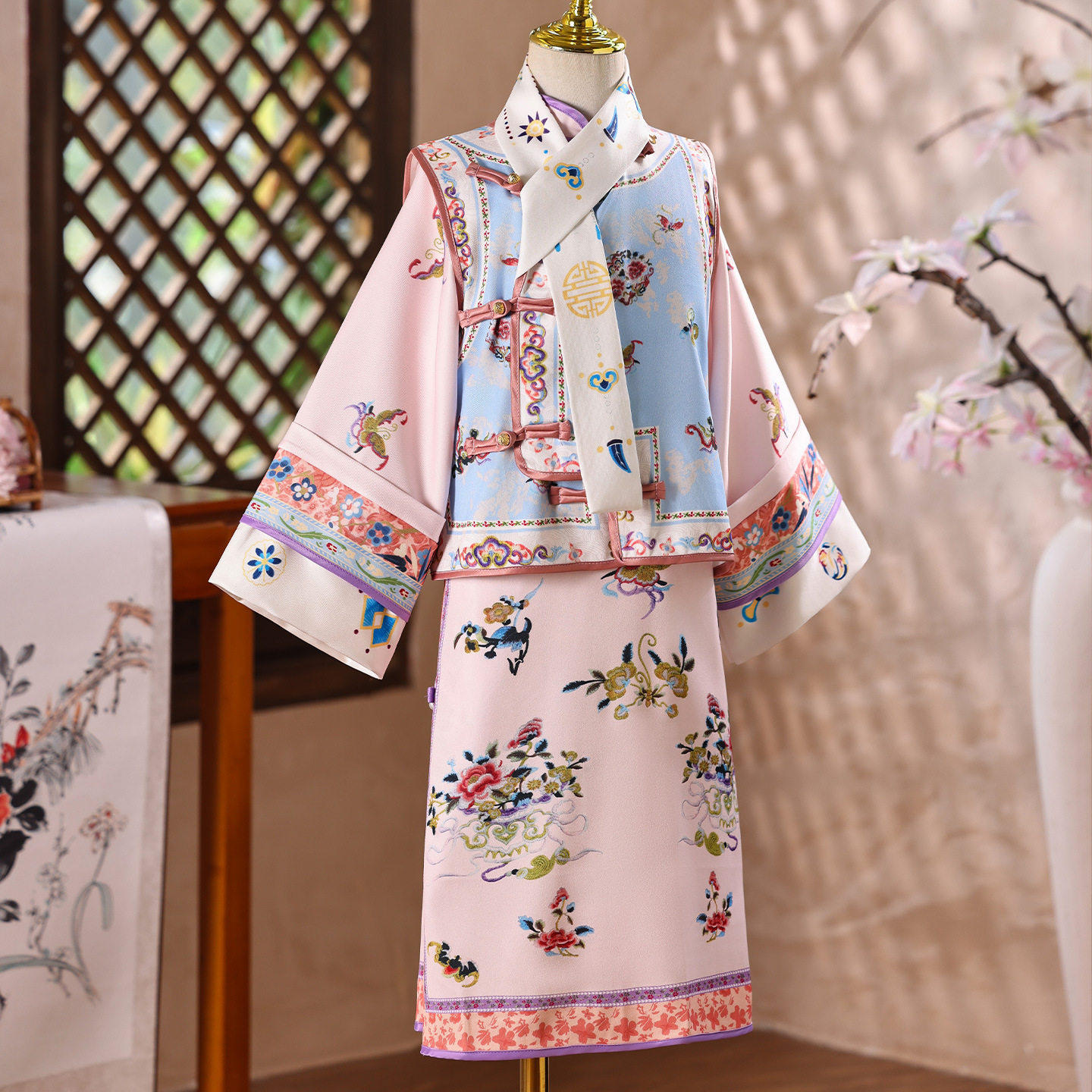 新中式女童格格服国风提花旗袍2026新款粉色连衣裙子儿童汉服长袖