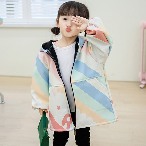 羽绒服吃饭围兜幼儿园女护衣