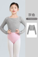 Свитер с воротником с одним словом