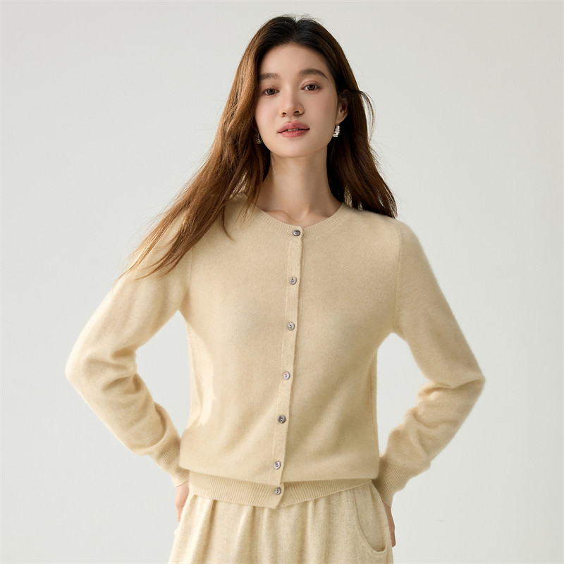 轻熟风山羊绒圆领修身女开衫