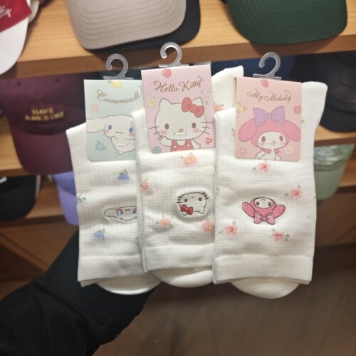 MINISO三丽鸥家族春日花语碎花长袜玉桂狗凯蒂猫美乐蒂名创优品