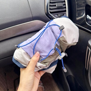 一日徒步登山包户外撞色双肩包潮轻便旅行包登山小背包