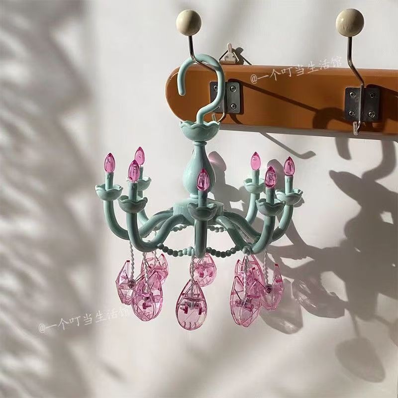 2026日系晒袜子多夹子型可爱吊灯仙女衣架学生内衣家用架子卧室