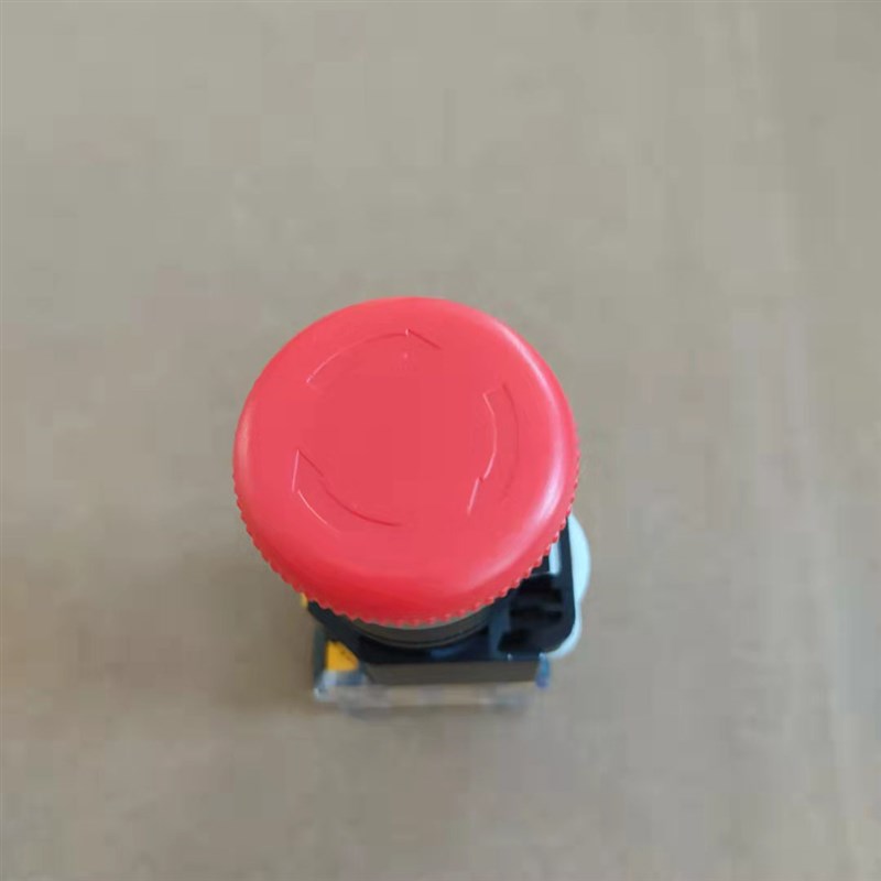 LA38红自复位按钮开关203 209B触点形式1常开1常闭XB7磁力启动器