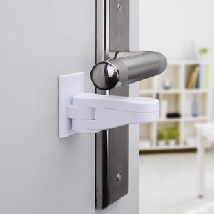 门把手儿童安全锁小孩防开门卡扣锁门神器锁猫宠物防盗门内反锁器