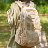 登山双肩包女徒步背包初中大学生书包户外旅行大容量高中轻便爬山