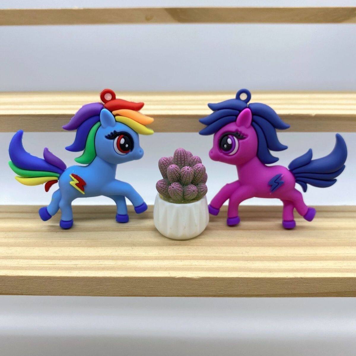 小马宝莉摆件儿童过家家玩具生日礼物节日礼品书包挂件