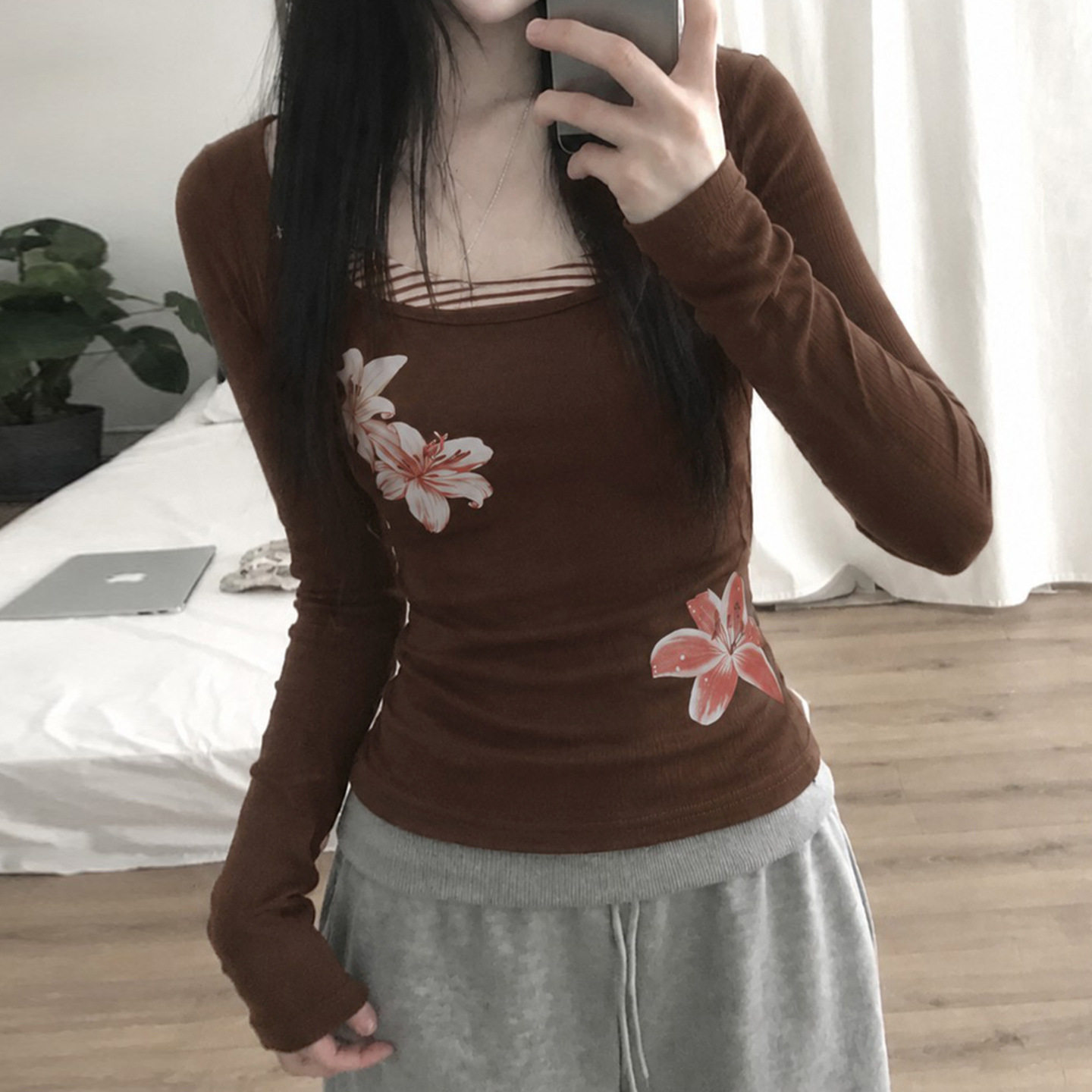 Sexy women's outf 美式修身条纹挂脖吊带假两件印花长袖上衣女