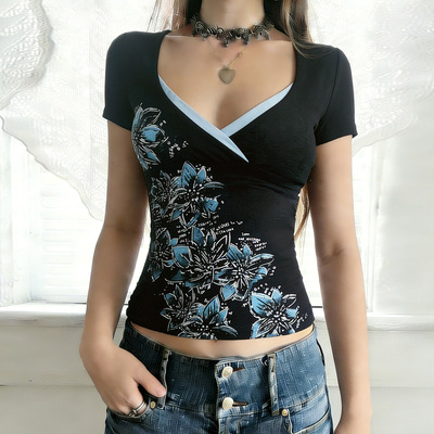 Cross V-neck Hot Girl T-shirt辣妹风交叉V领修身显瘦短袖上衣女