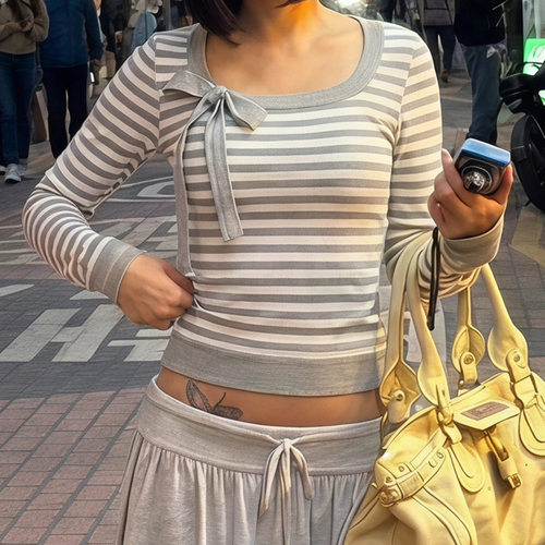 Korean striped T-shirt for women韩系条纹系带蝴蝶结长袖上衣女