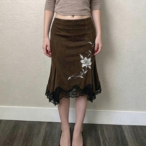 Lace and lace wrapped hip skirt 蕾丝花边包臀裙低腰花卉半身裙