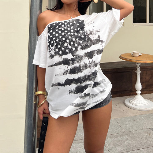 Spicy girl loose shoulder T-shirt辣妹宽松休闲斜领露肩短袖T恤