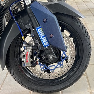 XMAX300改装brembo水鸟M50S刹车卡钳转接码FAR刹车盘上泵手泵油管