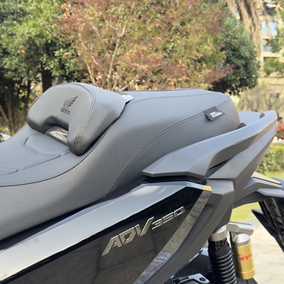 适用本田ADV350改装舒适软防水晒降低坐高坐垫座垫座椅座包总成