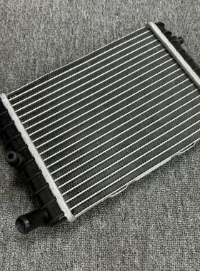 4M0121212D/4M0121218/4H0121975E适用奥迪Q7/Q8涡轮增压器水箱