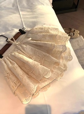 法式仙女气质镂空勾花蕾丝半身裙女夏季2025抽绳系带层层蛋糕短裙