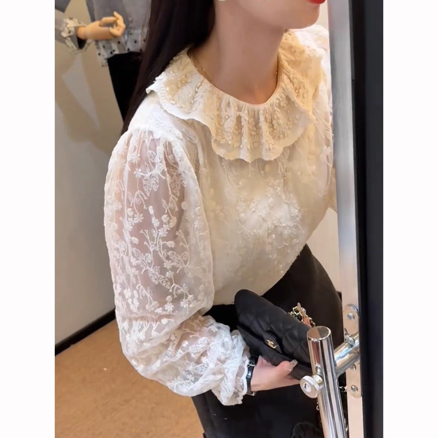 韩系蕾丝娃娃领喇叭长袖衬衫女秋冬法式巨好看叠穿打底衫上衣