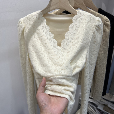 v领木耳边蕾丝打底衫加厚上衣
