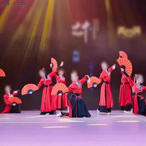雪龙吟舞蹈演出服象王行