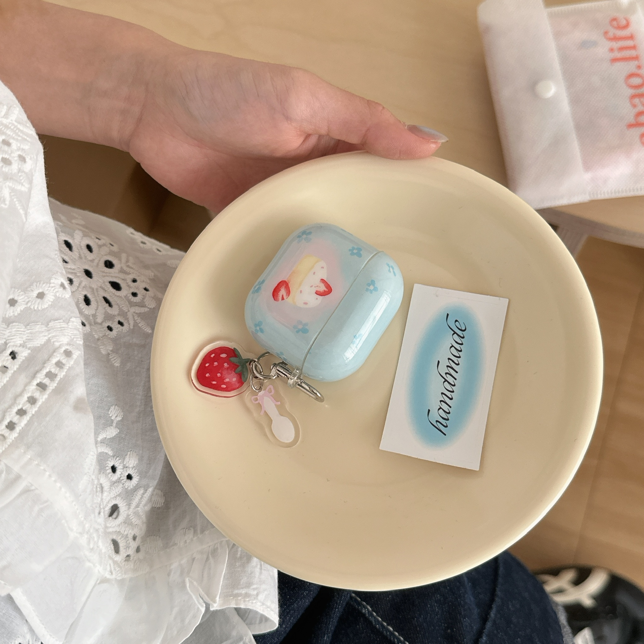 韩系卡通晕染草莓蛋糕挂件耳机壳