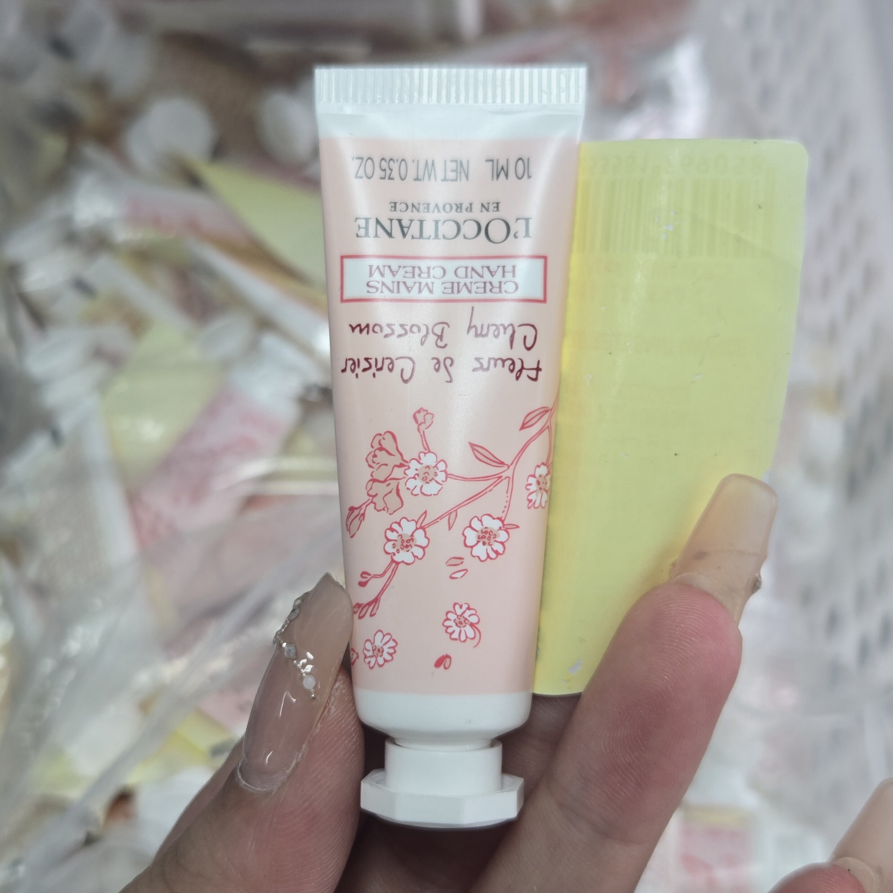 欧舒丹保湿香氛护手霜