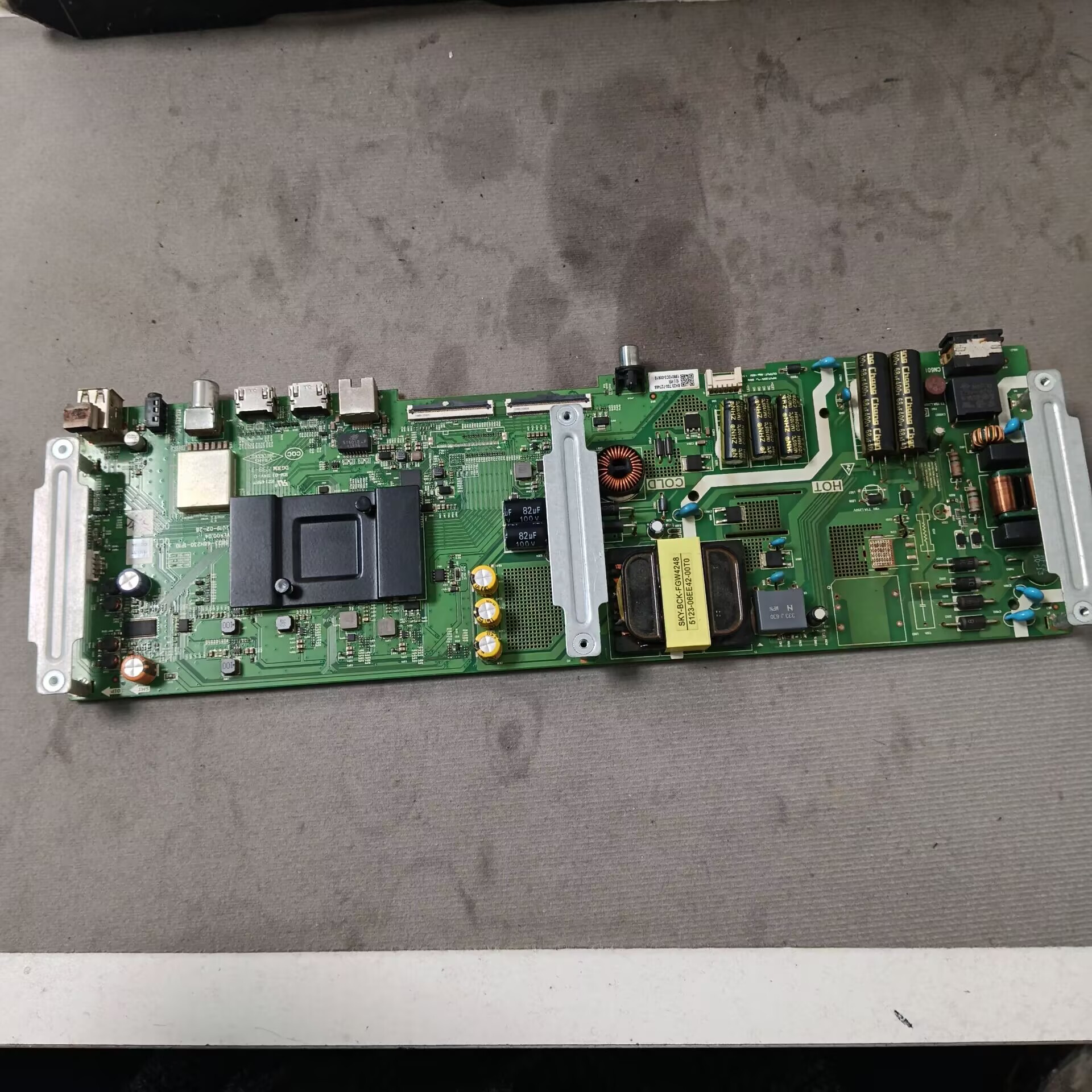 创维55G520主板5823-A8H230-1P10配LG屏RDL550WY  LN0-00F