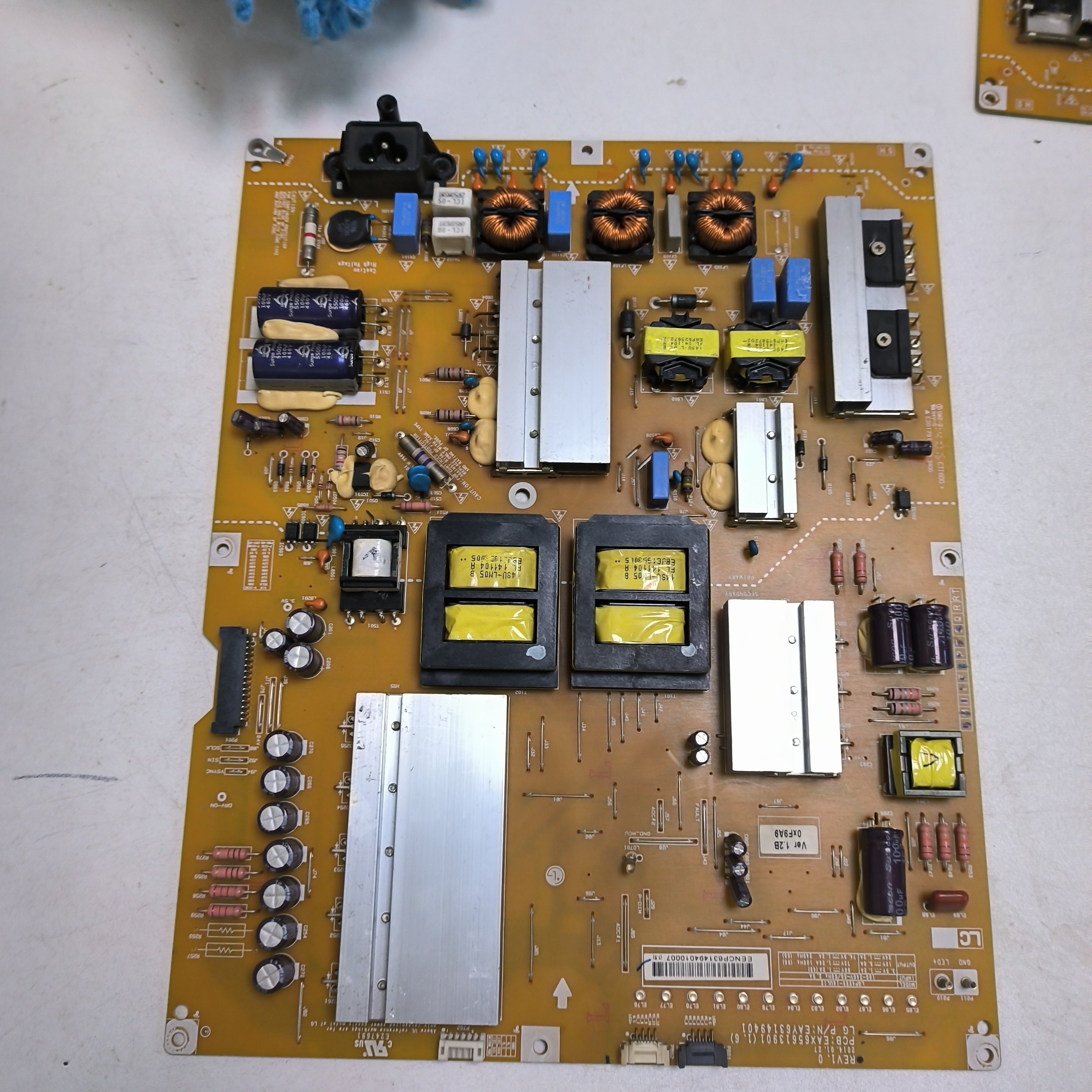 LG 49UB8250 55UB8300电视机电源板EAX65613901 EAX65613902