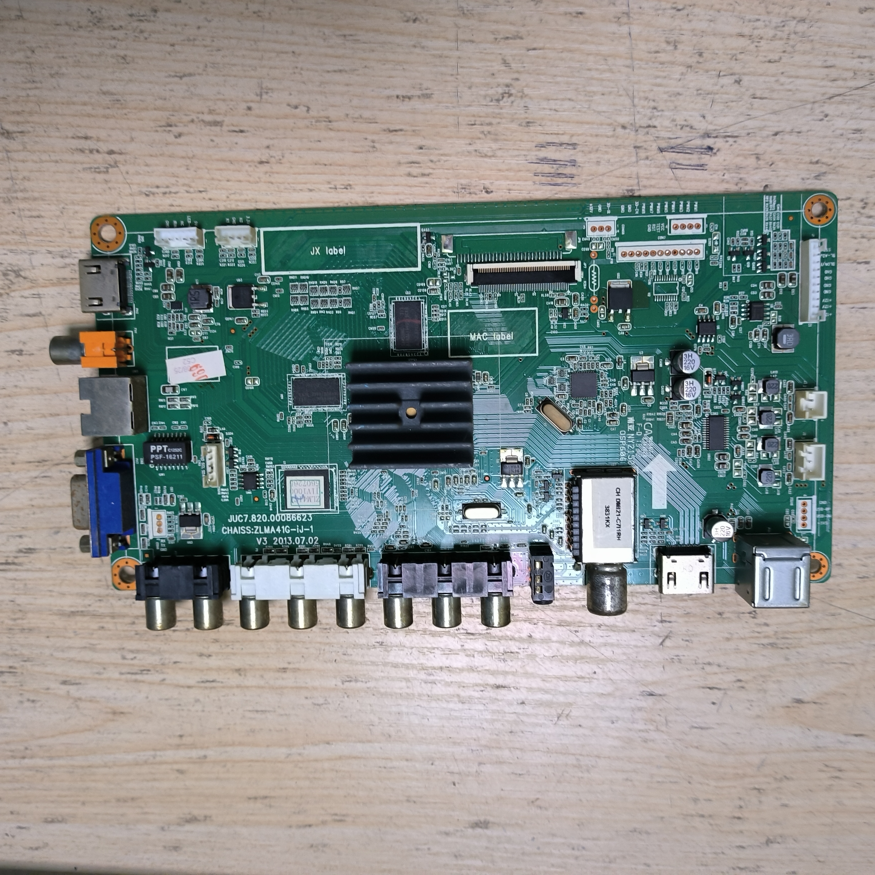 长虹LED42C2000i 主板JUC7.820.00086623配屏M420F13-E2-L