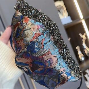 2024新款 缎面提花国潮风重工镶钻流苏口罩民族气质风高颜值 秋冬季