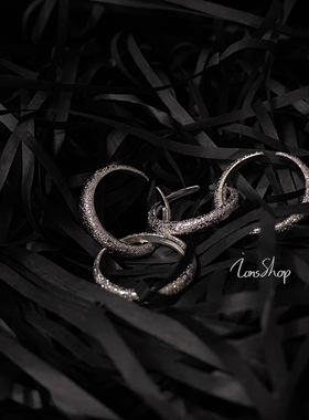 ions shop 波光粼粼极简小众个性戒指环s925纯银饰百搭女素戒磨砂