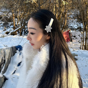 7THLAT纯手作雪花毛绒毛线发夹女侧边夹可爱头饰发卡发饰气质优雅