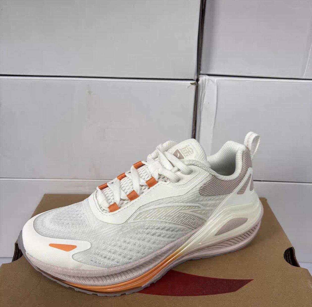 安踏正品休闲防滑健步网面透气减震炫女运动青年跑鞋122425535S