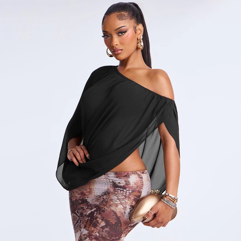 斜肩不对称单肩网纱短上衣