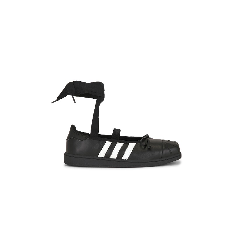 adidas Originals黑色皮革凉鞋简约风蝴蝶结通勤女鞋REVOLVE